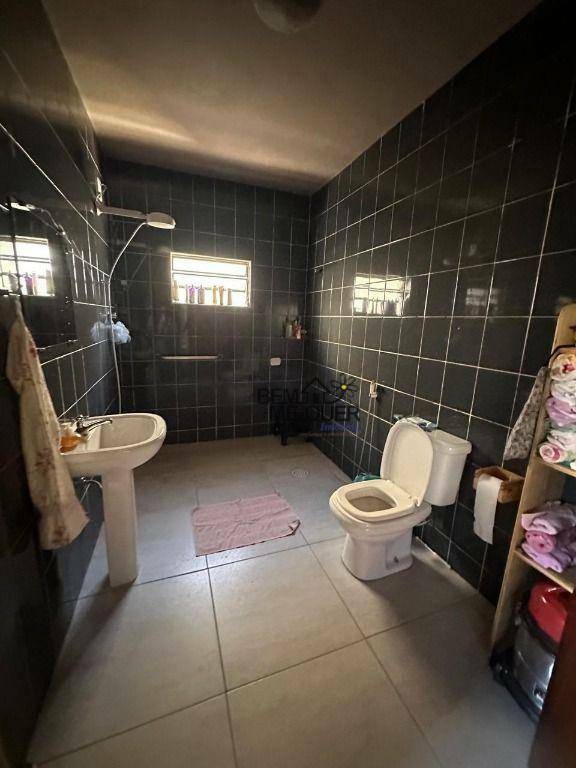 Sobrado à venda com 4 quartos, 300m² - Foto 17