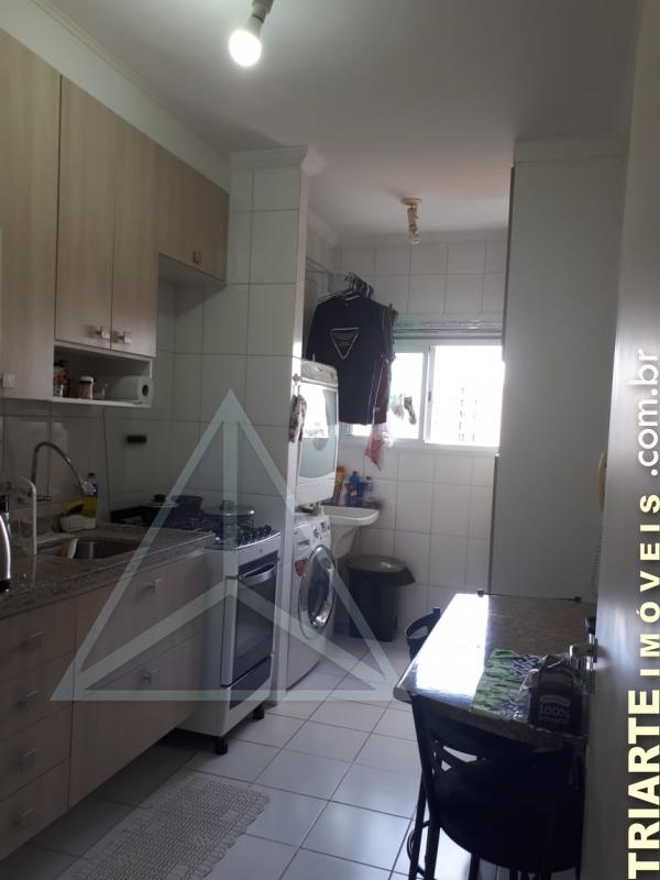 Apartamento à venda com 2 quartos, 65m² - Foto 10