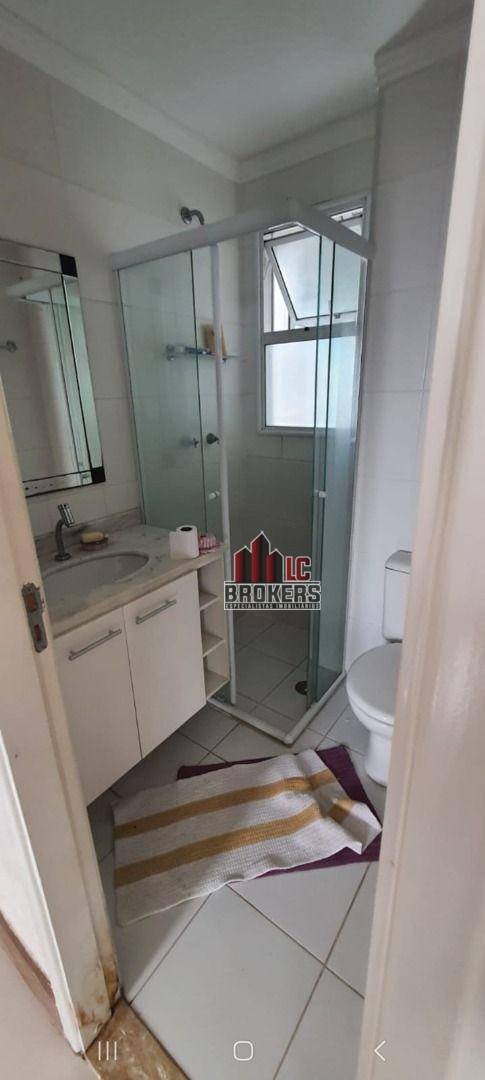 Apartamento para alugar com 2 quartos, 70m² - Foto 10