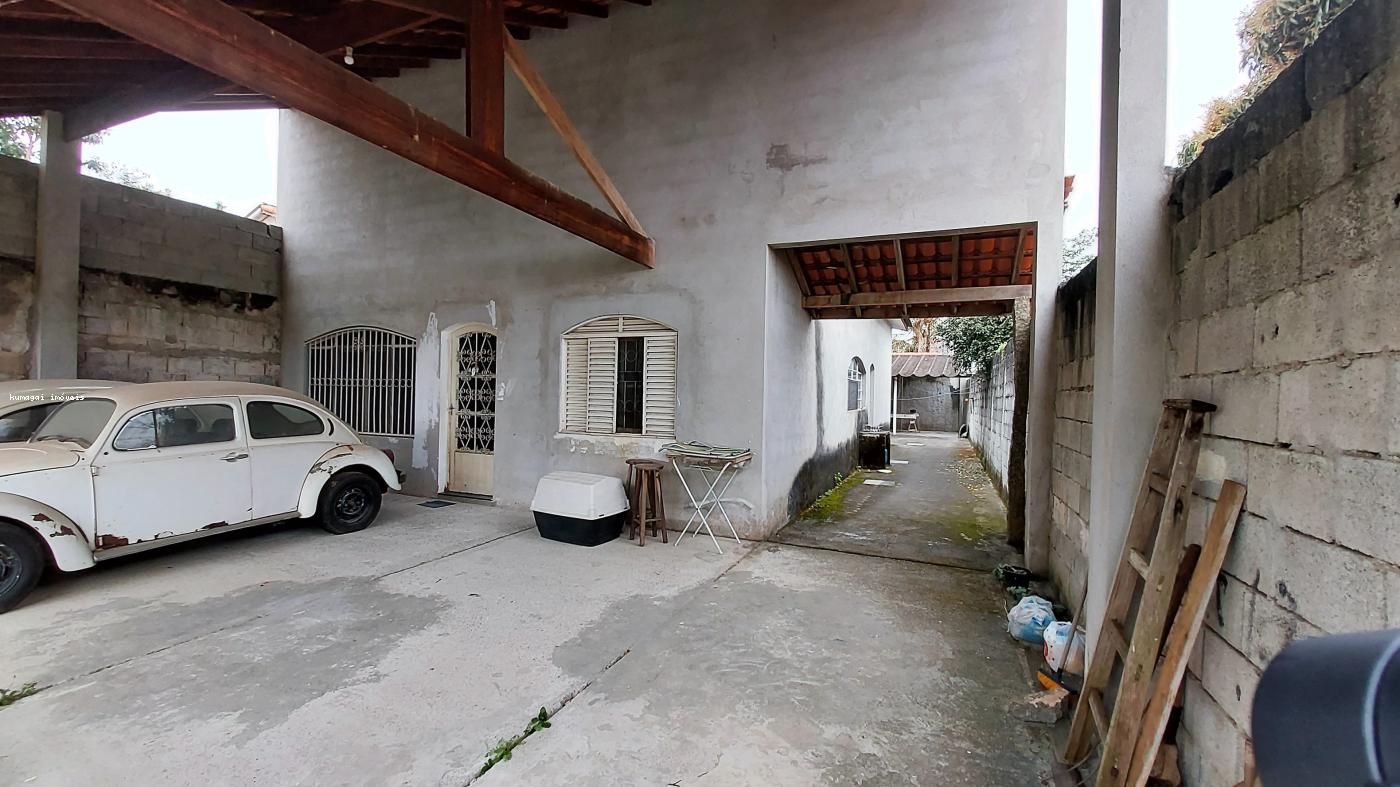 Casa à venda com 3 quartos, 500m² - Foto 1