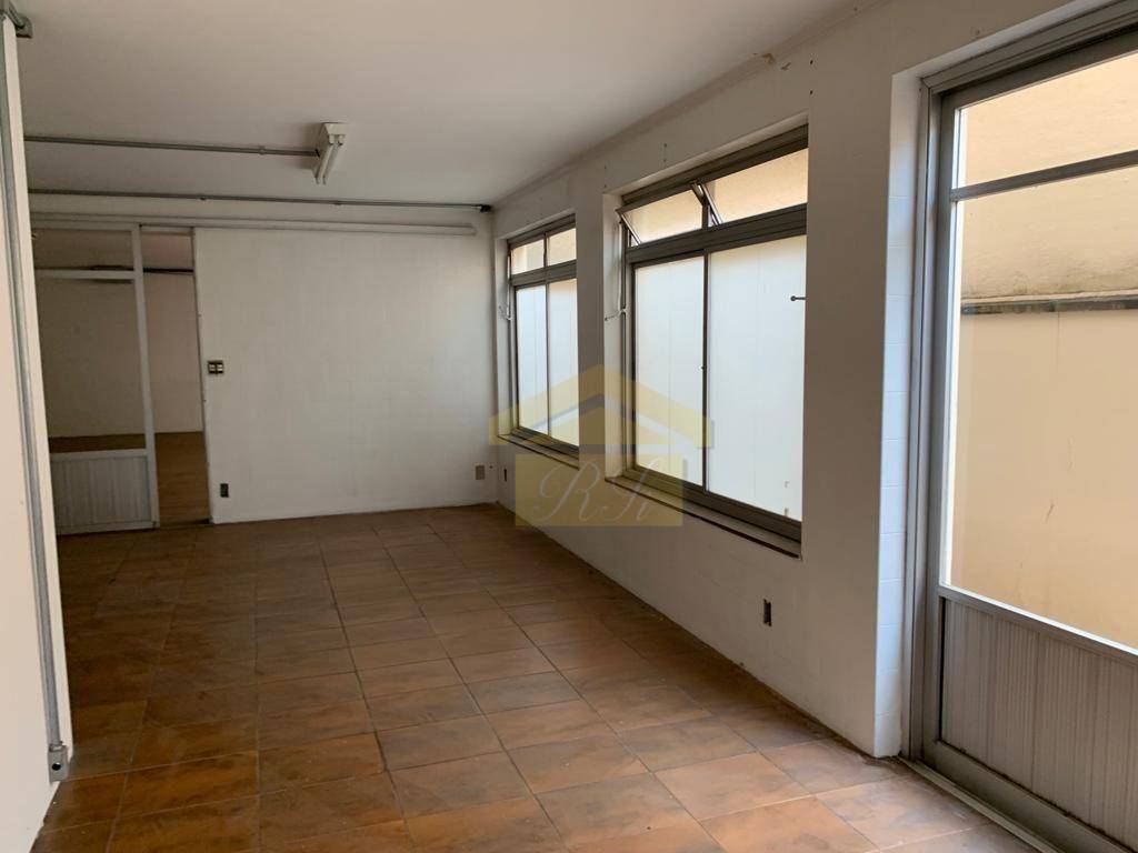 Casa à venda e aluguel com 3 quartos, 480m² - Foto 23