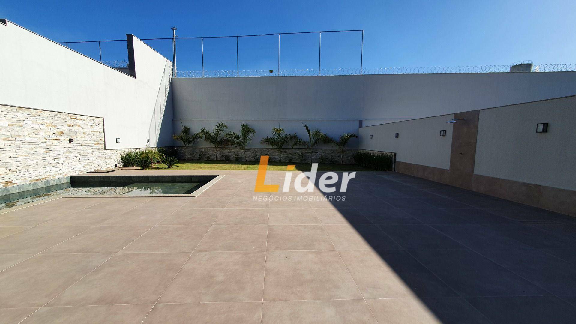 Casa de Condomínio à venda com 4 quartos, 498m² - Foto 7