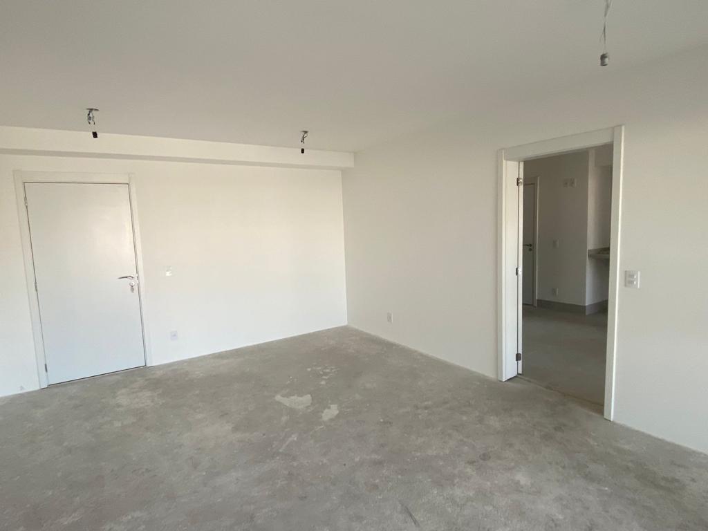 Apartamento à venda com 3 quartos, 147m² - Foto 4