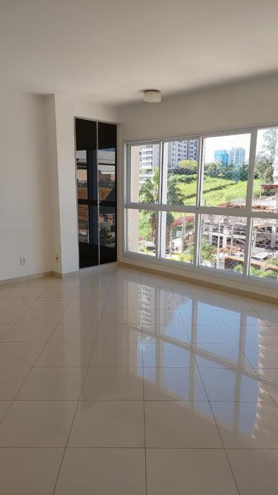 Apartamento à venda com 2 quartos, 90m² - Foto 1