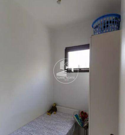 Apartamento à venda com 3 quartos, 176m² - Foto 3