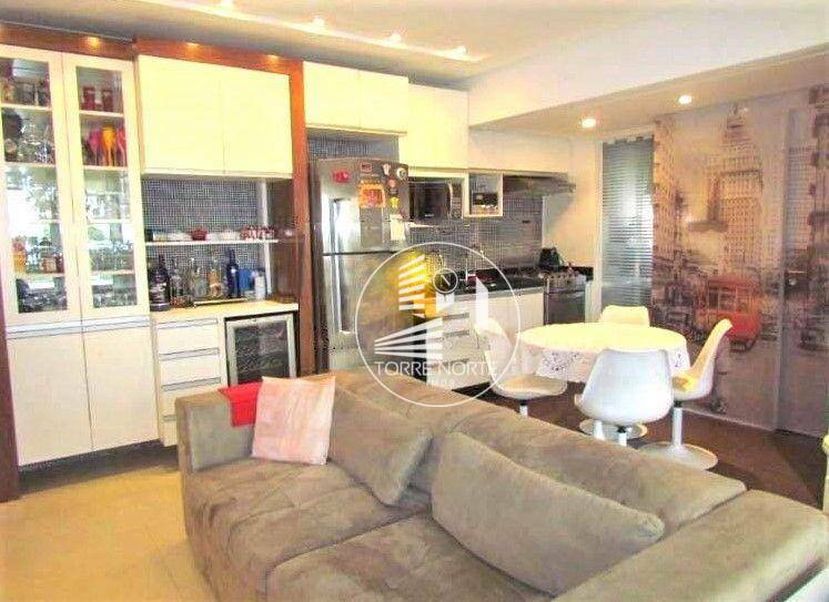 Apartamento à venda com 2 quartos, 70m² - Foto 2