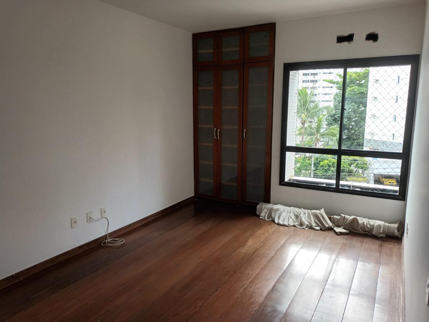 Apartamento à venda com 4 quartos, 172m² - Foto 12