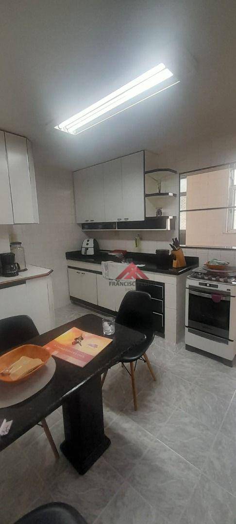 Cobertura à venda com 3 quartos, 258m² - Foto 10