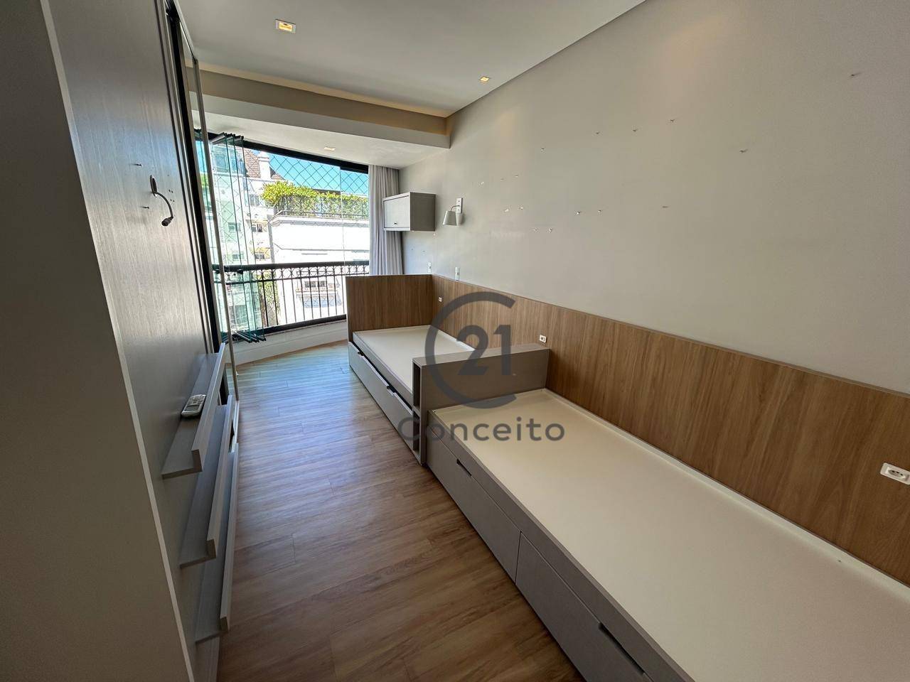 Apartamento à venda com 3 quartos, 109m² - Foto 12