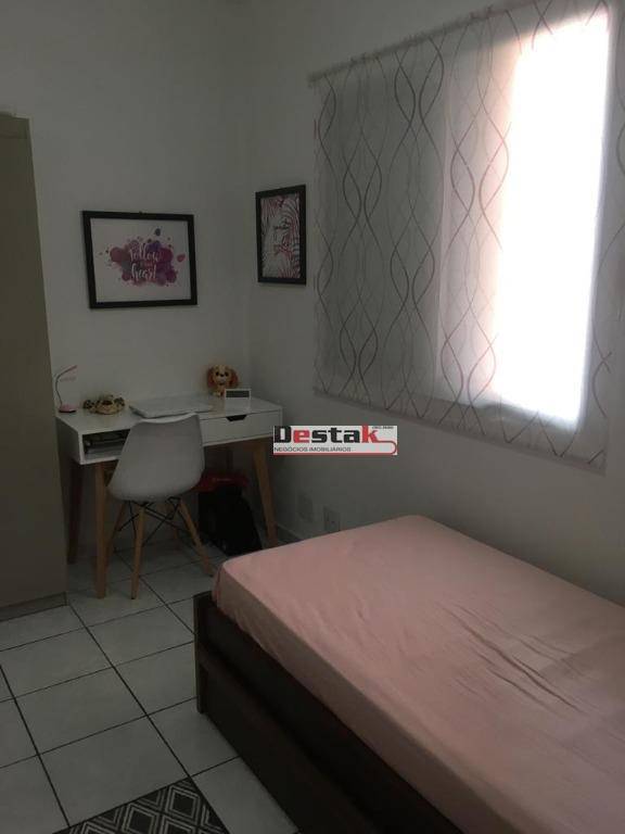 Apartamento à venda com 2 quartos, 65m² - Foto 15