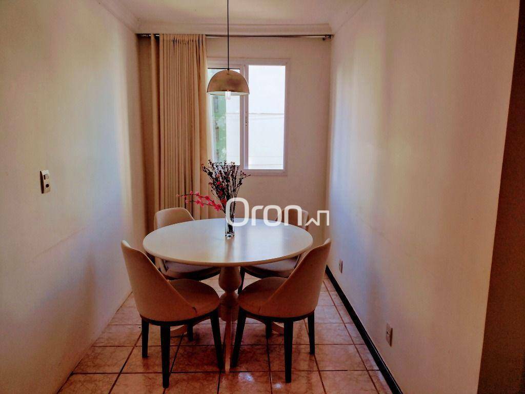 Apartamento à venda com 2 quartos, 75m² - Foto 3