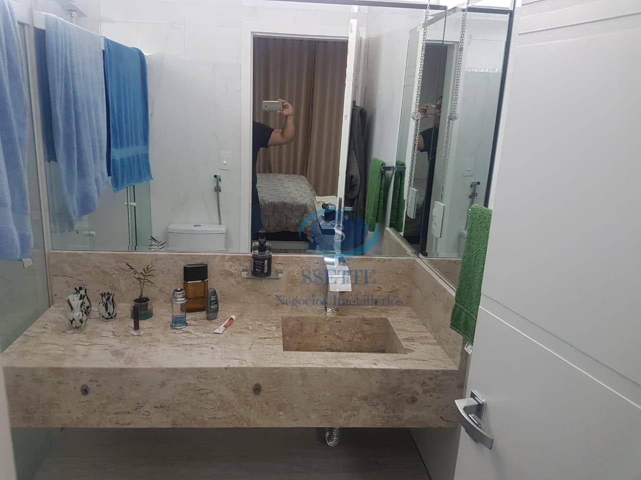 Sobrado à venda com 2 quartos, 210m² - Foto 9