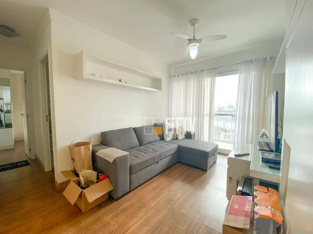 Apartamento à venda com 2 quartos, 65m² - Foto 2