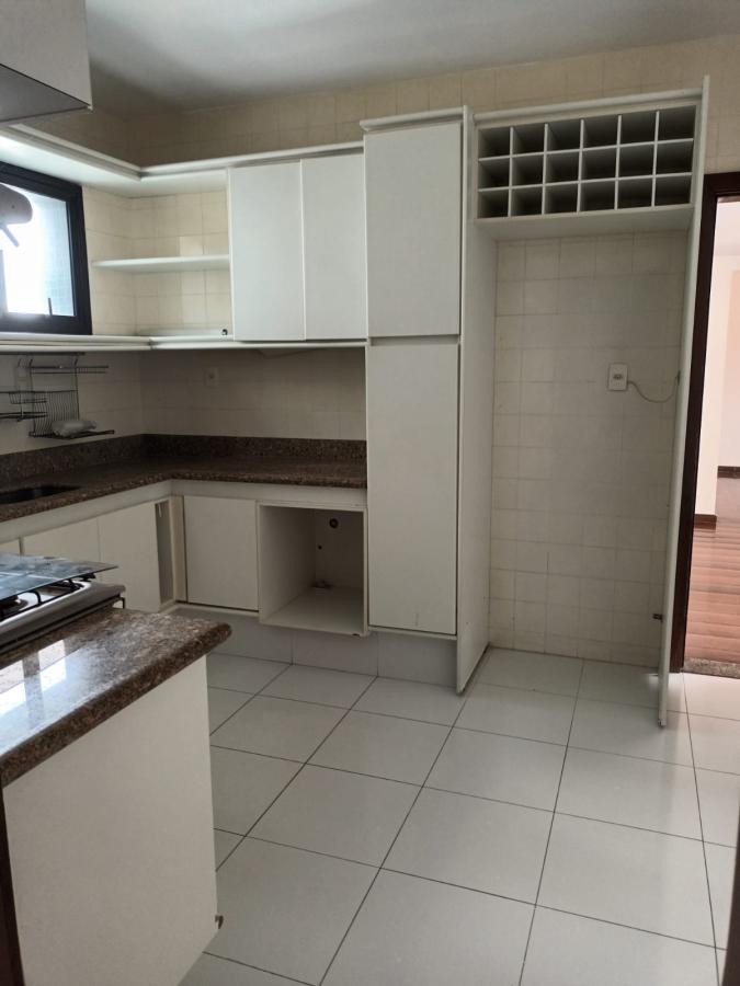 Apartamento à venda com 4 quartos, 172m² - Foto 16