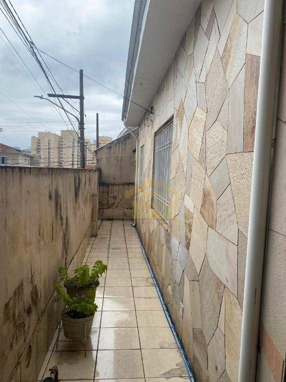 Casa à venda com 3 quartos, 200m² - Foto 14