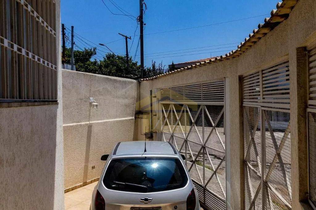 Sobrado à venda e aluguel com 3 quartos, 130m² - Foto 32