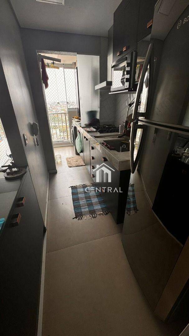 Apartamento à venda com 2 quartos, 55m² - Foto 17