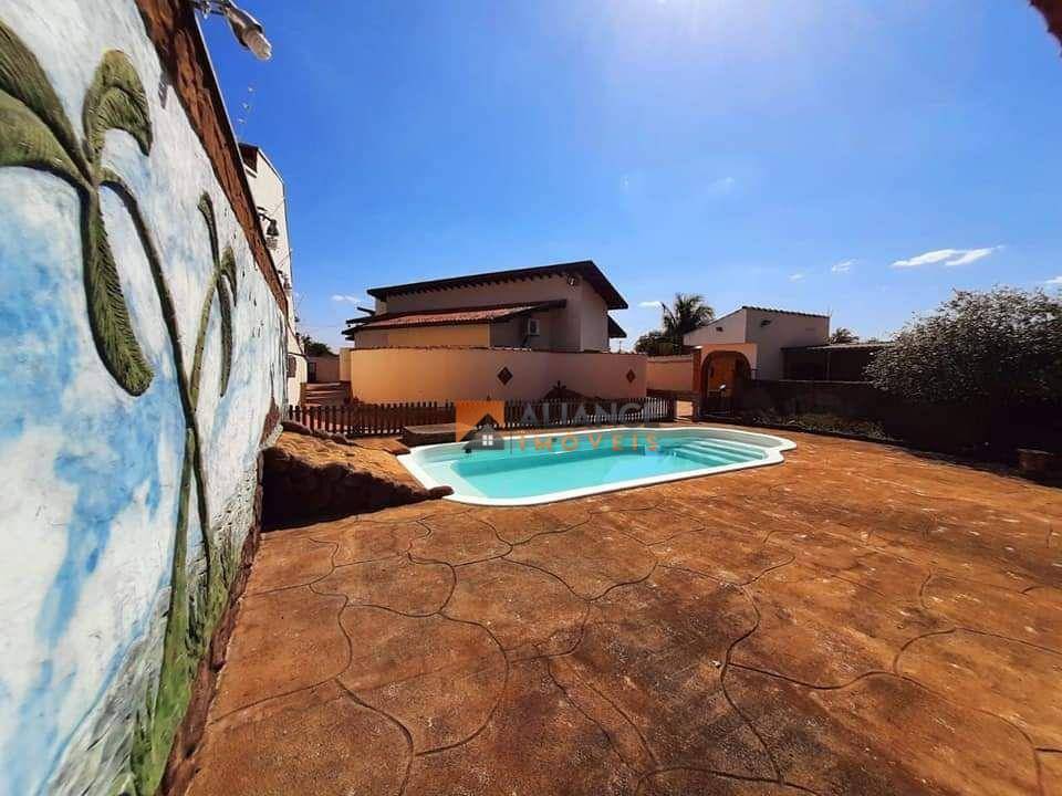 Chácara à venda com 4 quartos, 1528M2 - Foto 1