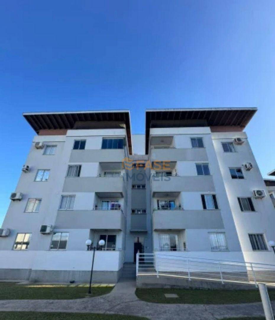 Apartamento à venda com 3 quartos, 65m² - Foto 2