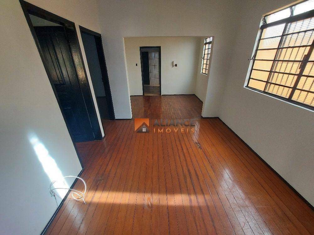 Casa à venda com 2 quartos, 120m² - Foto 6