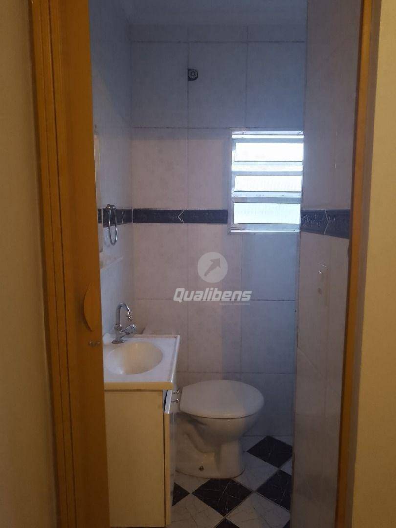 Casa para alugar com 3 quartos, 140m² - Foto 15