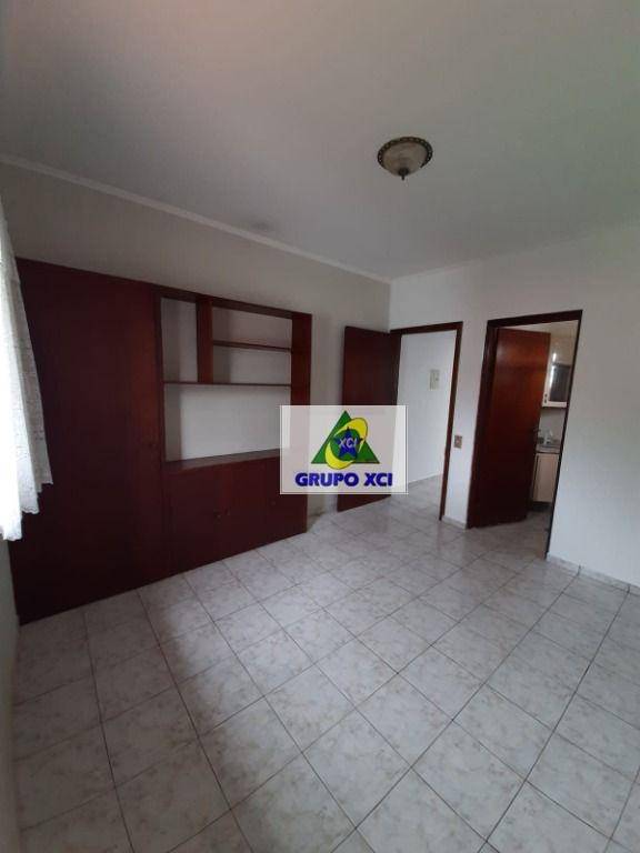 Casa à venda e aluguel com 3 quartos, 140m² - Foto 17