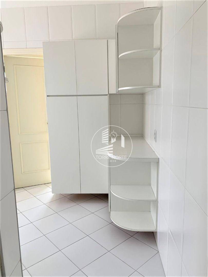 Apartamento para alugar com 4 quartos, 360m² - Foto 22