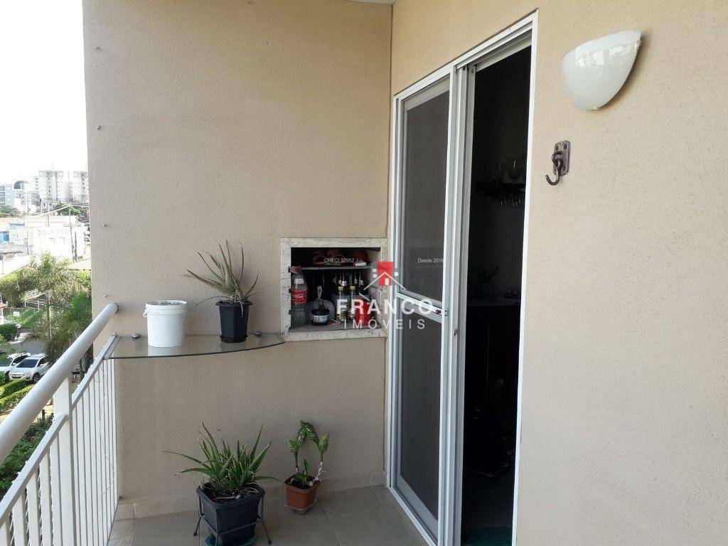 Apartamento à venda com 3 quartos, 69m² - Foto 10