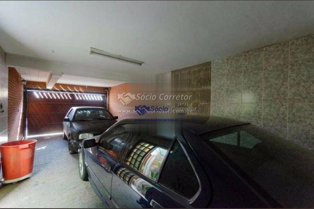 Sobrado à venda com 3 quartos, 200m² - Foto 11