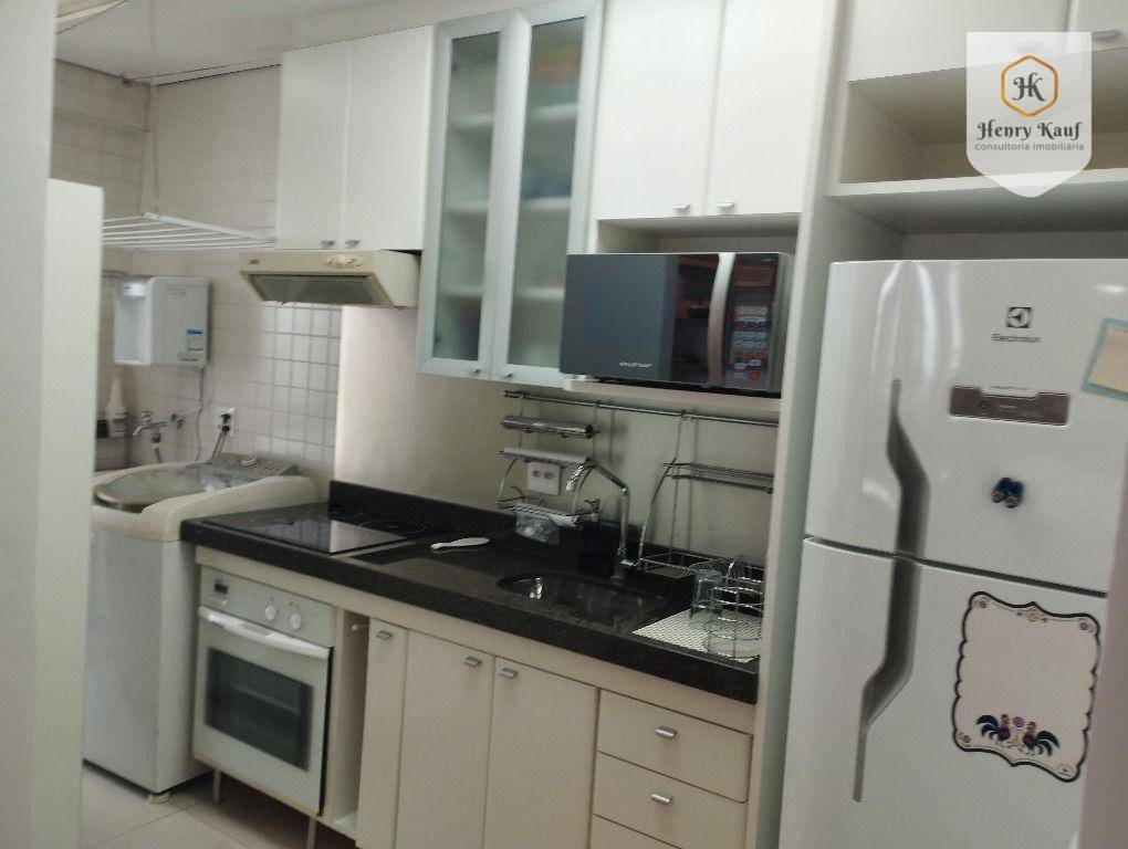 Apartamento para alugar com 1 quarto, 57m² - Foto 14