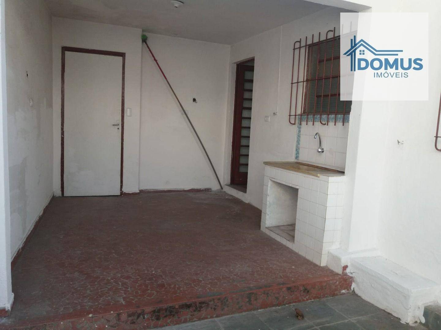 Casa para alugar com 4 quartos, 180m² - Foto 25