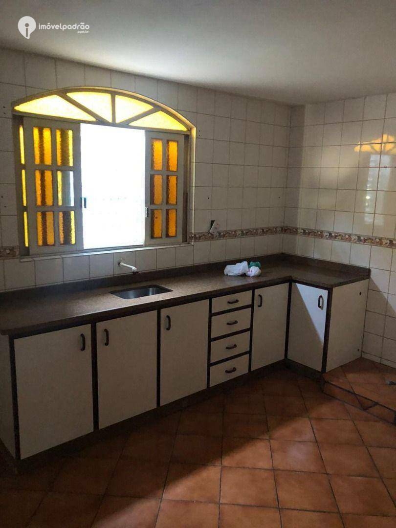 Casa à venda com 2 quartos, 120m² - Foto 12