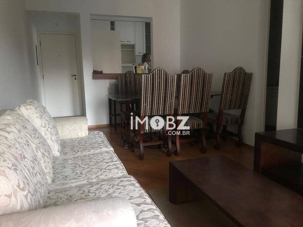 Apartamento à venda com 2 quartos, 74m² - Foto 1