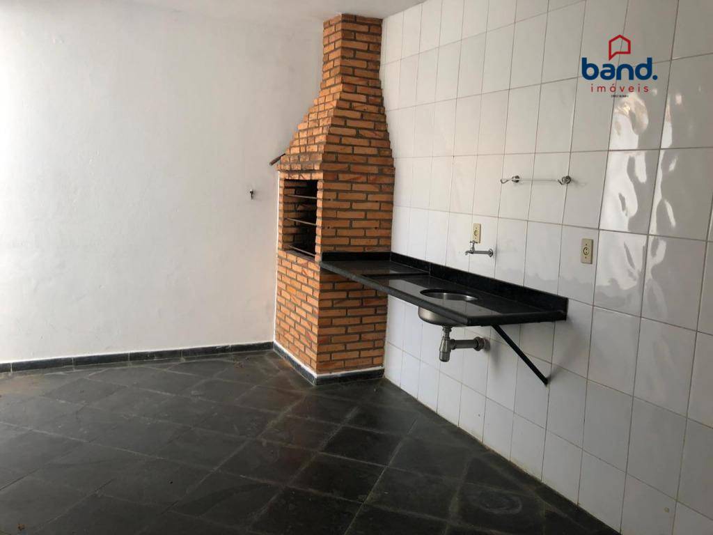 Casa à venda com 3 quartos, 100m² - Foto 3