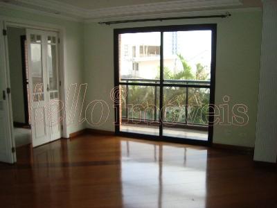 Apartamento à venda com 4 quartos, 377m² - Foto 1