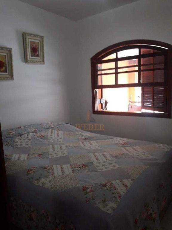 Casa à venda com 3 quartos, 91m² - Foto 5