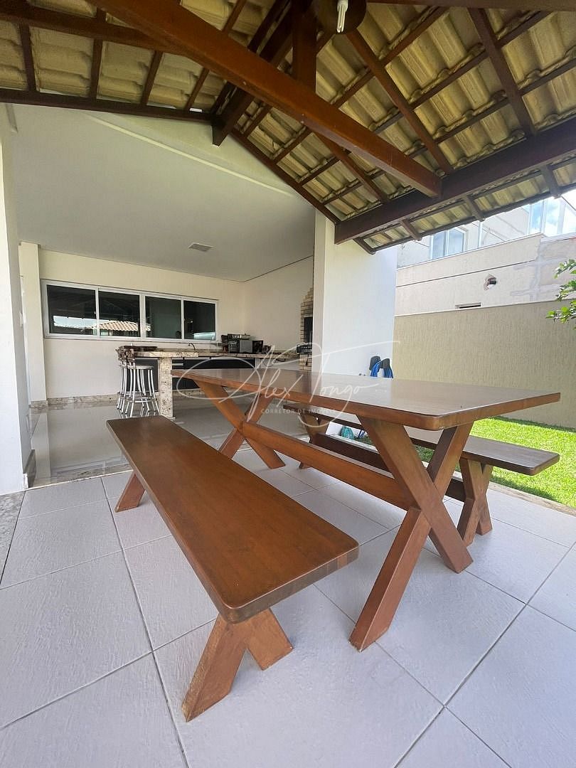 Casa de Condomínio à venda com 4 quartos, 300m² - Foto 24