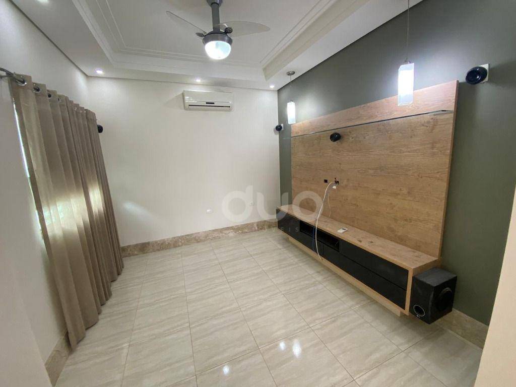 Casa à venda com 3 quartos, 200m² - Foto 4