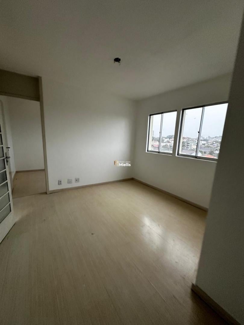 Apartamento para alugar com 3 quartos, 65m² - Foto 1