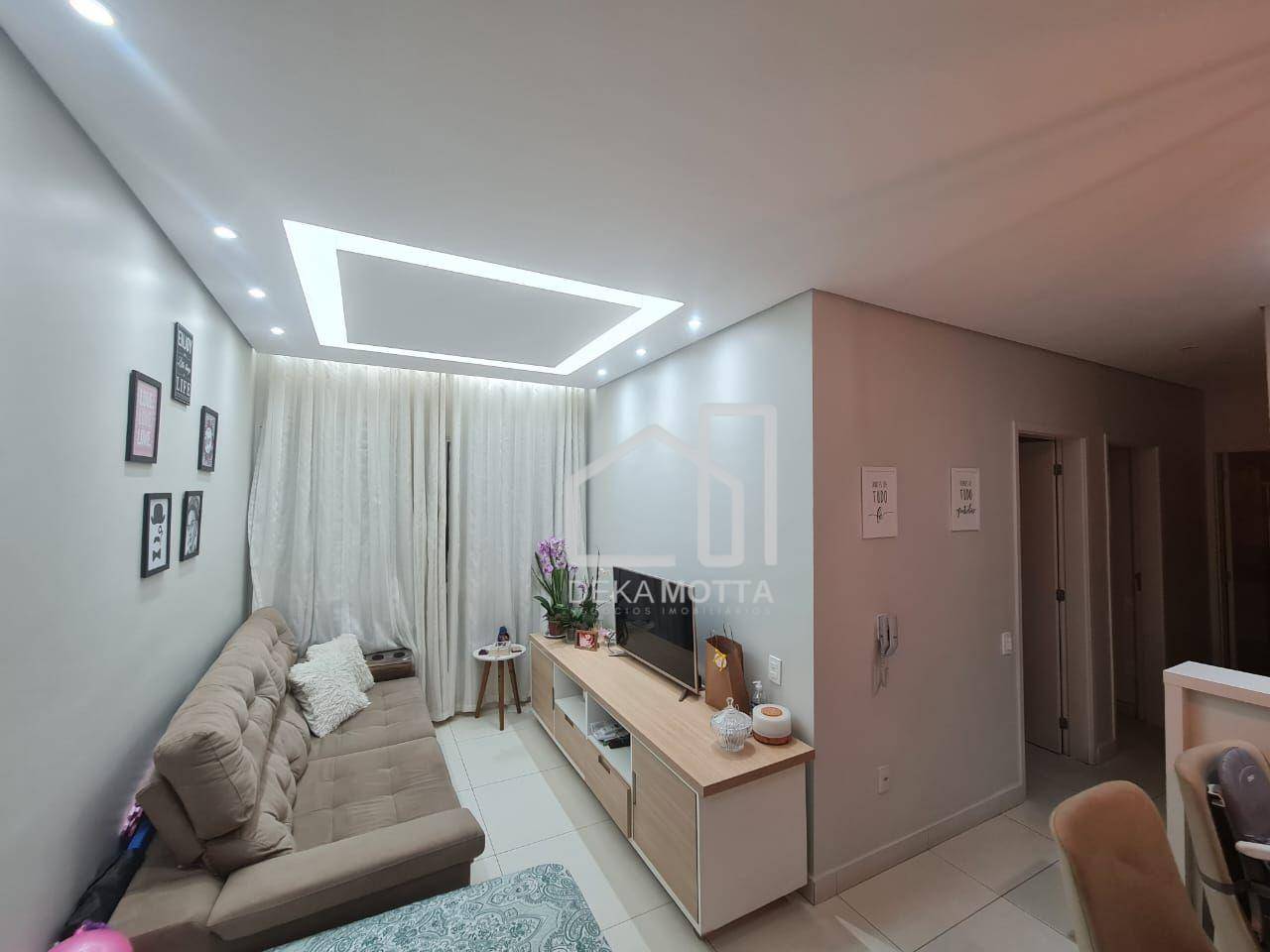 Apartamento à venda com 2 quartos, 58m² - Foto 1