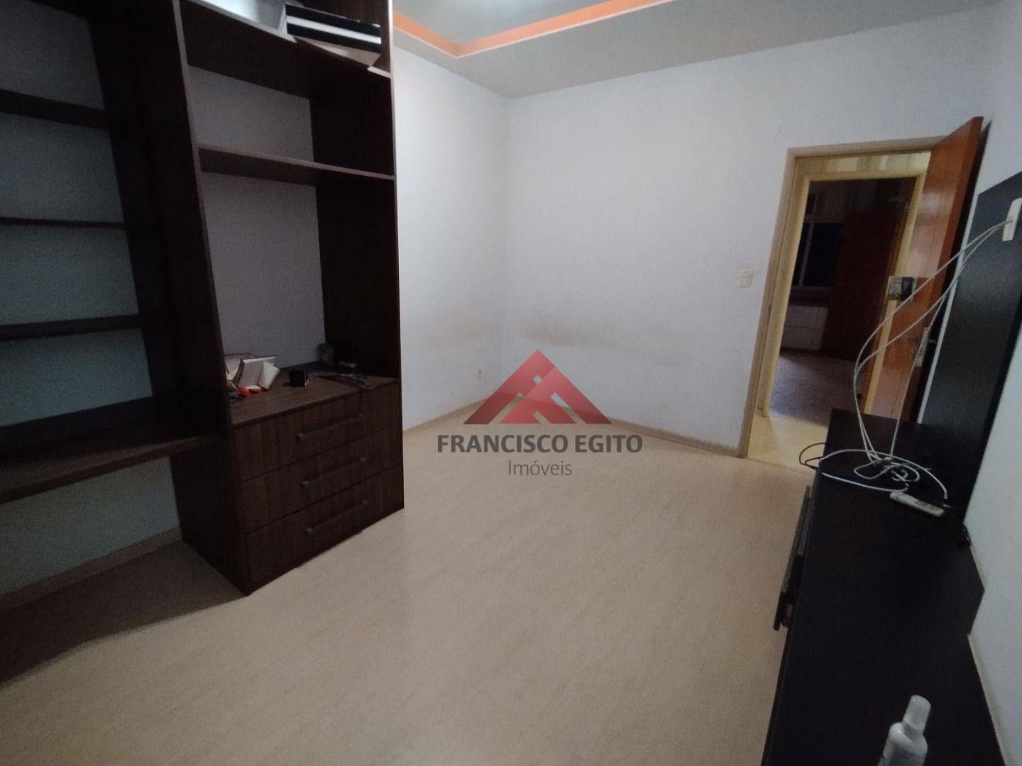 Apartamento à venda com 3 quartos, 130m² - Foto 8