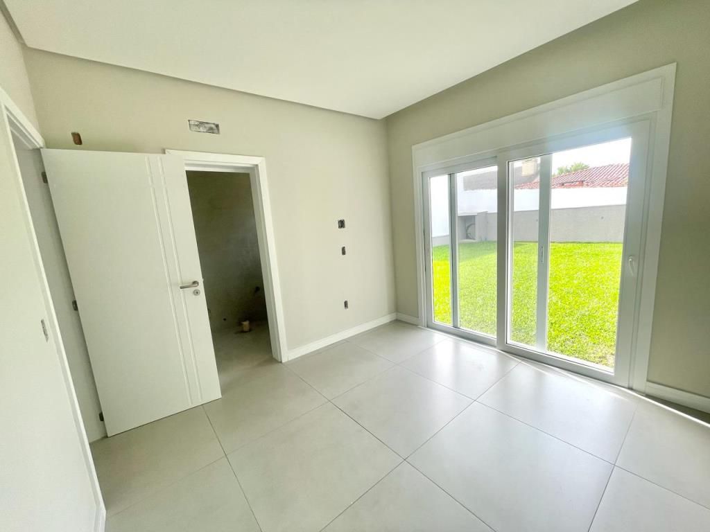 Casa à venda com 4 quartos, 220m² - Foto 30