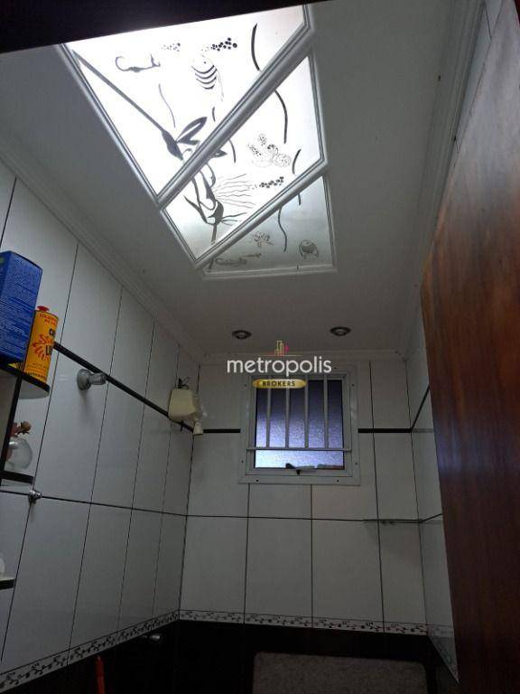 Sobrado à venda com 2 quartos, 220m² - Foto 10