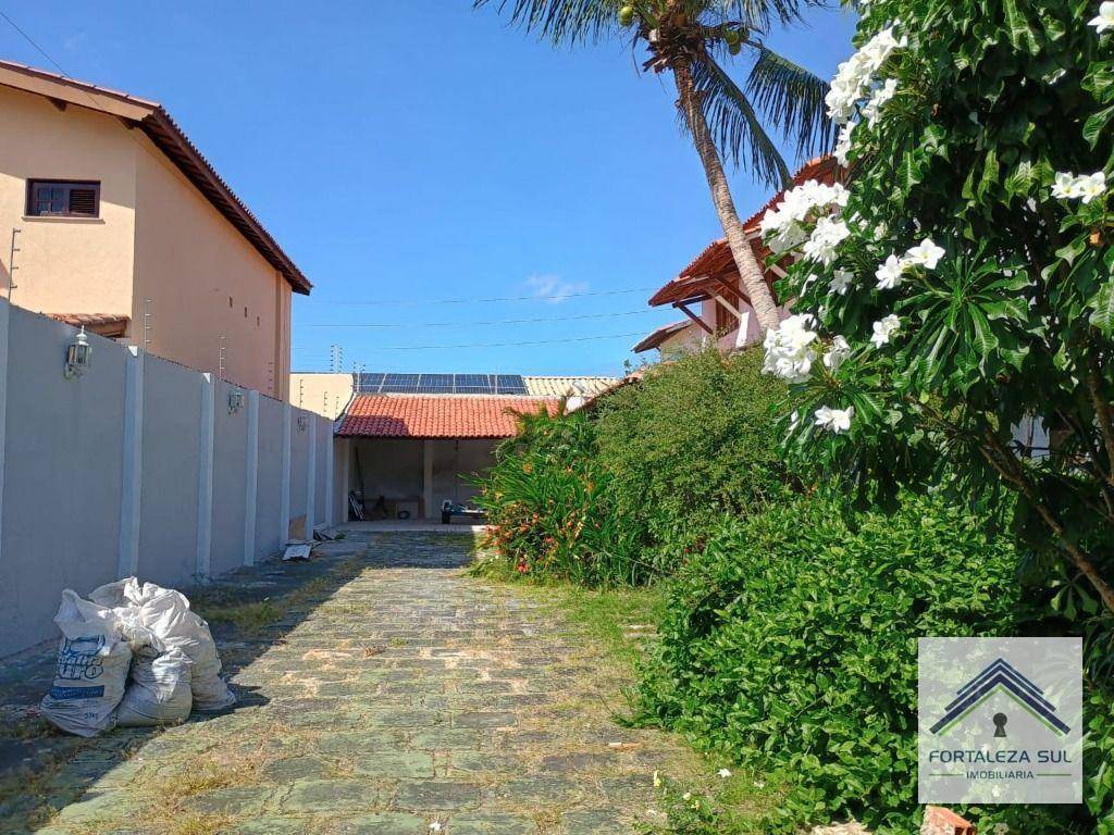 Casa à venda com 3 quartos, 400m² - Foto 7