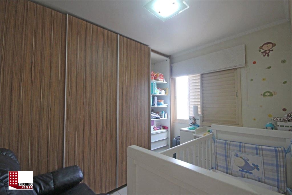 Apartamento à venda com 3 quartos, 93m² - Foto 11