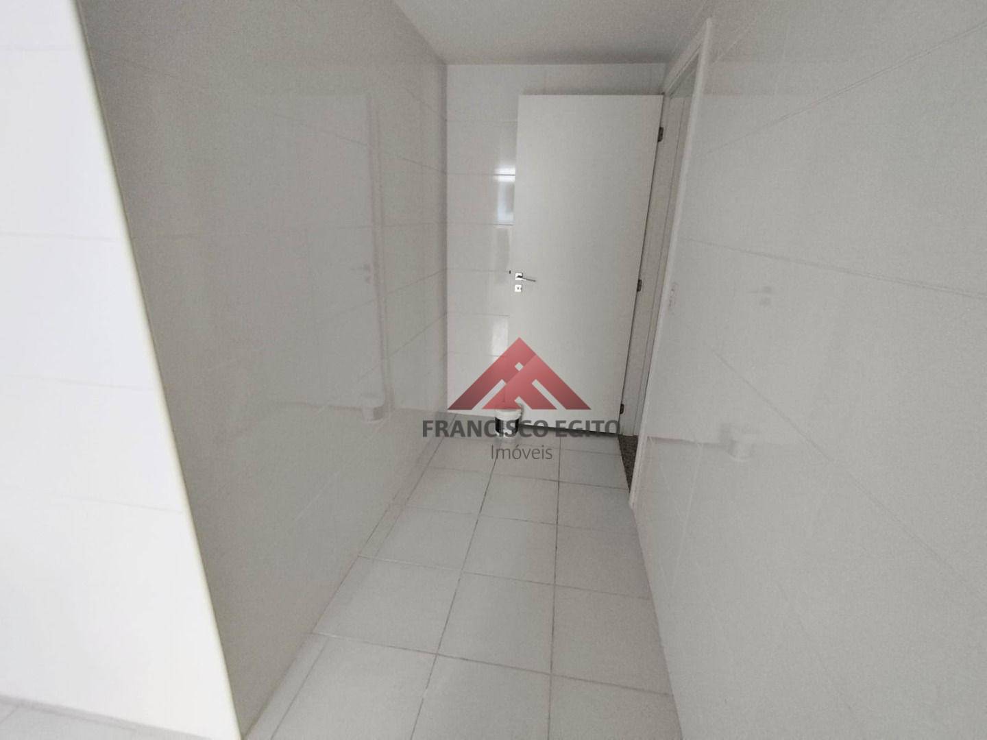 Apartamento à venda com 3 quartos, 103m² - Foto 18