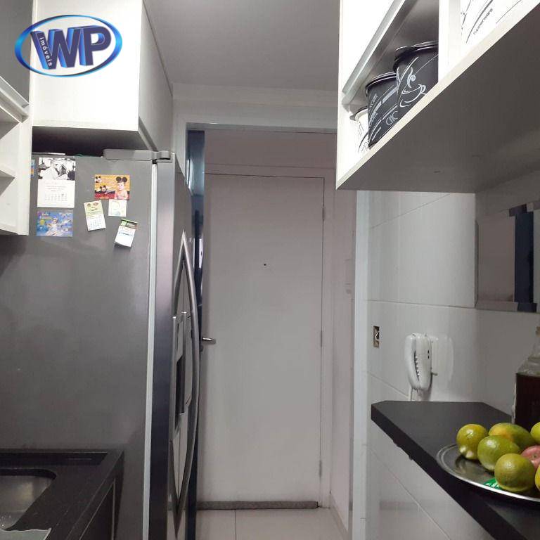 Apartamento à venda com 3 quartos, 62m² - Foto 4