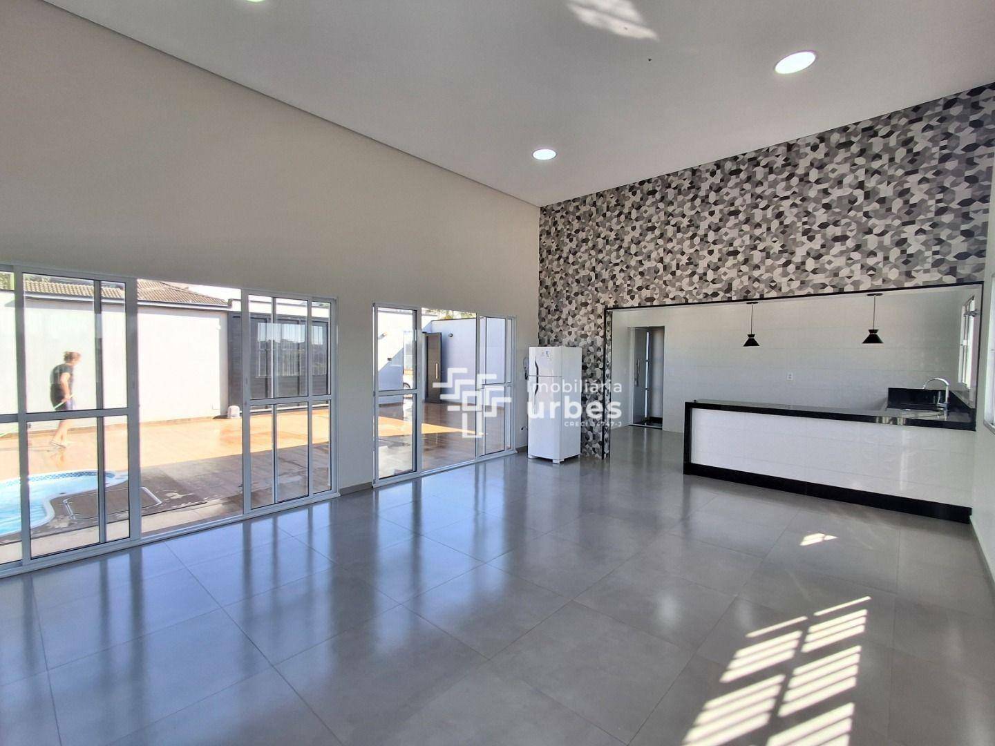 Casa à venda e aluguel com 3 quartos, 215m² - Foto 13