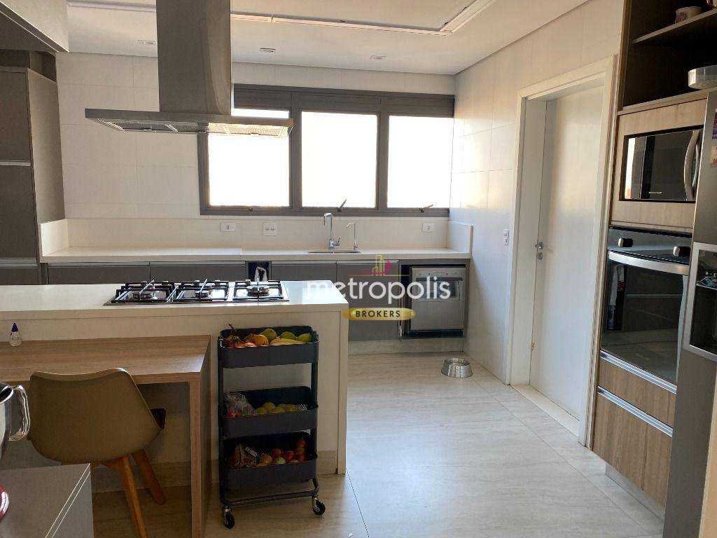 Apartamento à venda com 4 quartos, 258m² - Foto 2