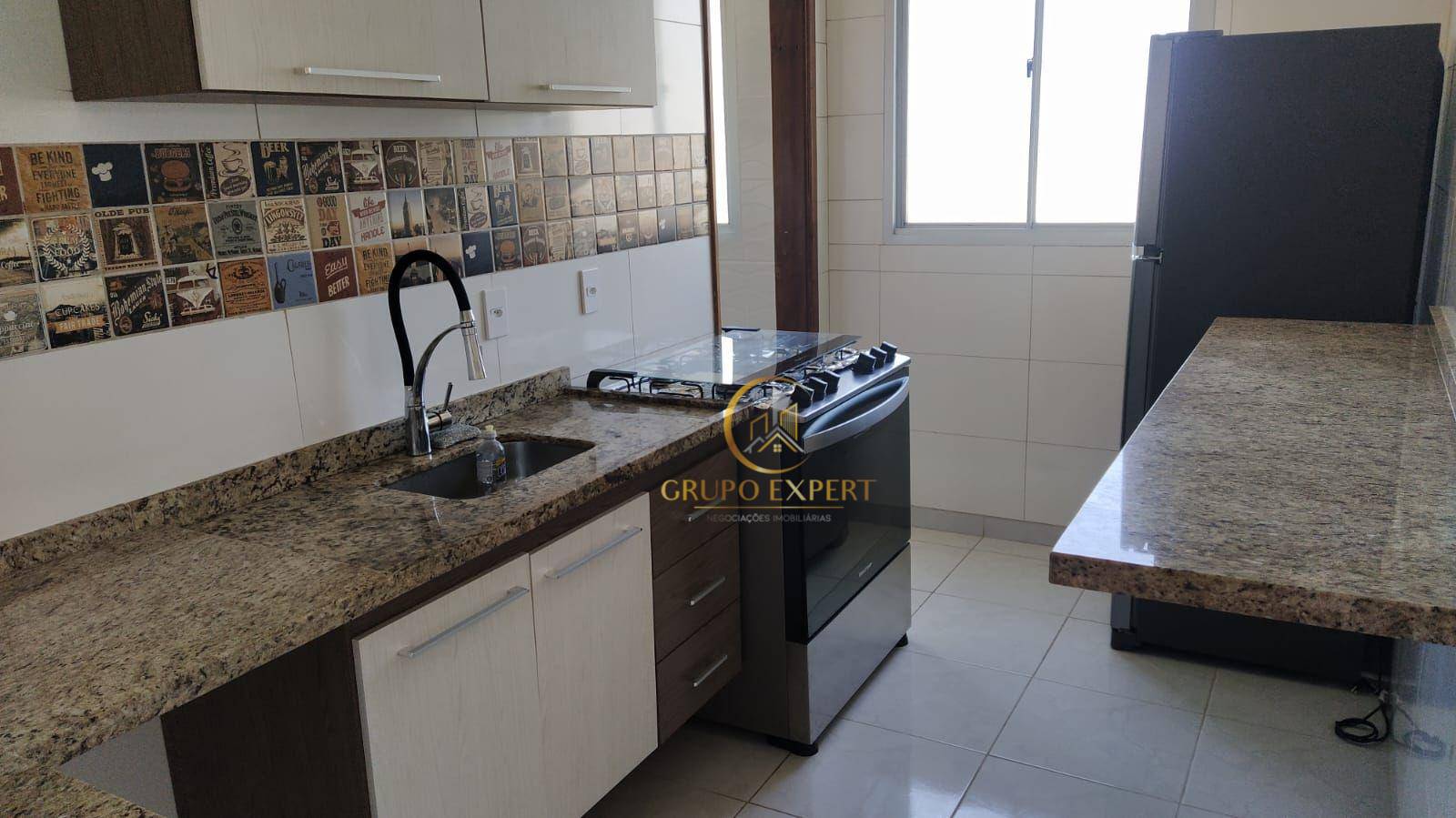 Apartamento à venda com 2 quartos, 52m² - Foto 2